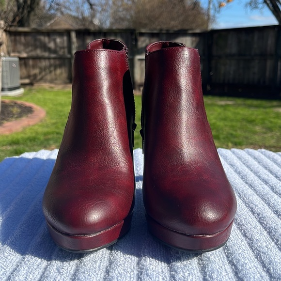 Maurices Platform Booties Size 8 - Picture 4 of 12